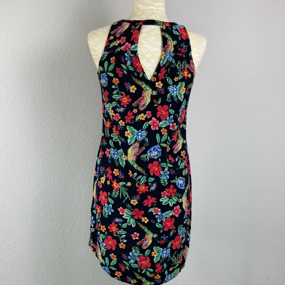 Old Navy Sleeveless Cutout Back Shift Dress Black Floral XS Rayon Viscose - Picture 8 of 11